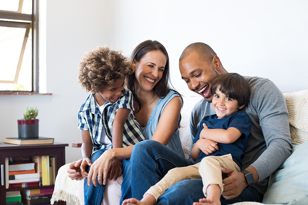 le-kiwi-bleu-famille-epanouie